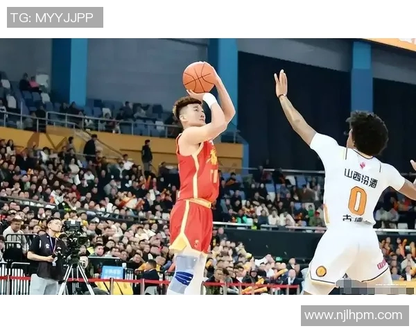 孙铭徽总决赛表现出色斩获15分10助攻关键时刻送致胜助攻成就里程碑